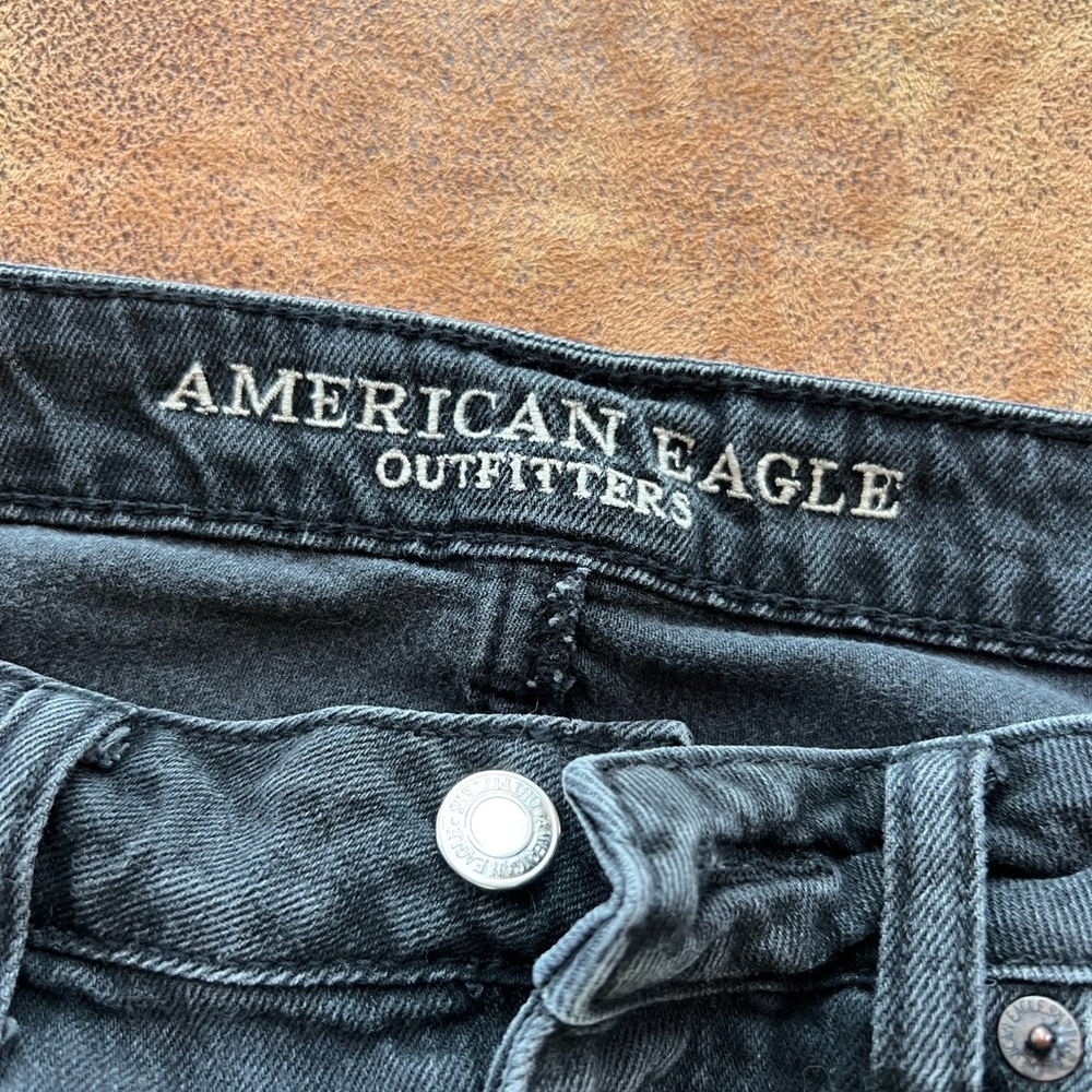 American Eagle Outfitters Black denim jeans distressed Mini Skirt. Size 6 - Picture 3 of 8